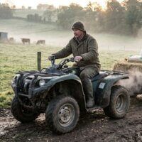 Квадроцикл для взрослого: виды, характеристики и применение