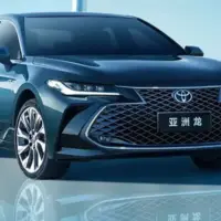 Toyota оновила Avalon: бізнес-седан отримав новий дизайн і гібридну версію