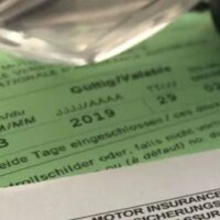 Як оформити Зелену картку для виїзду за кордон?